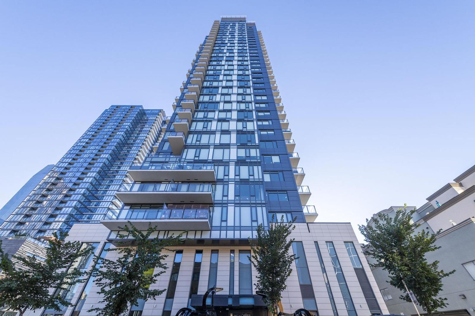 Luxury Dt, 2 Bedroom Deal, Private Balcony, Full Kitchen, Gym - Free Parking カルガリー エクステリア 写真